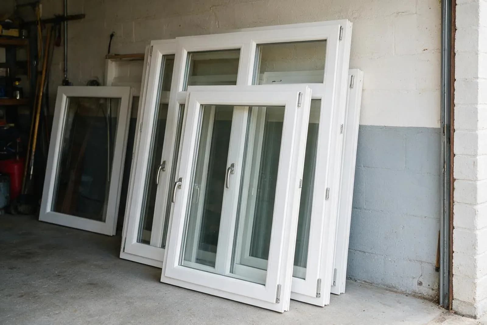 PVC prozori troslojno staklo, 6 kom